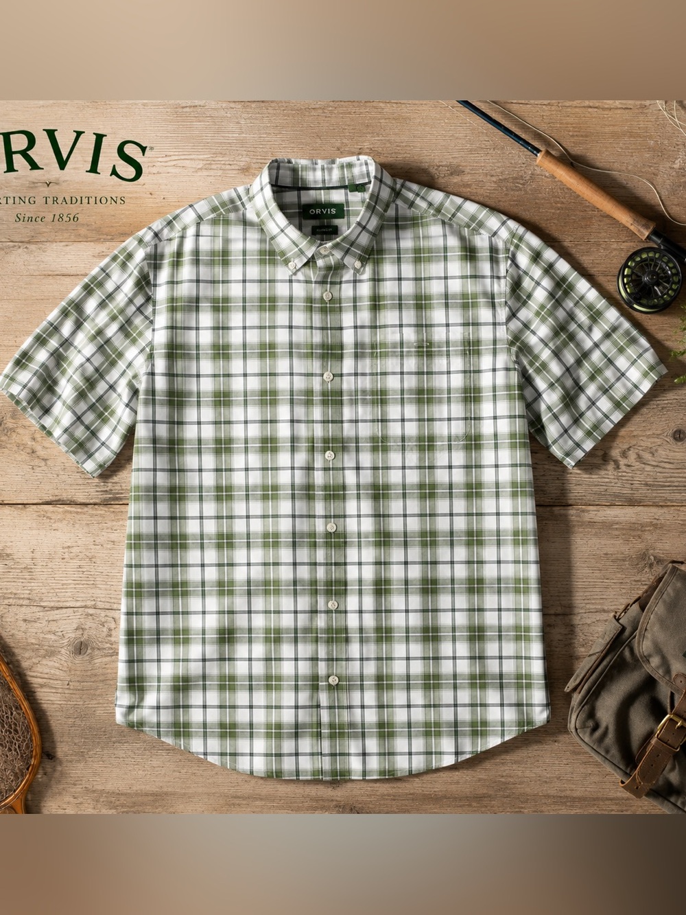 ORVIS Camp Shirt S/S in Large Green Plaid Button Down Collar Exc Condi